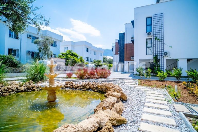 Вилла или дом в Кирения, Северный Кипр с бассейном: купить недвижимость в Турции - 85781