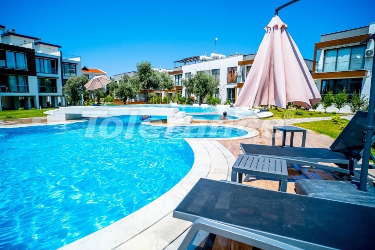 Вилла или дом в Кирения, Северный Кипр с бассейном: купить недвижимость в Турции - 85790