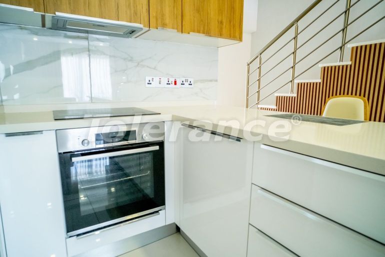 Вилла или дом в Кирения, Северный Кипр с бассейном: купить недвижимость в Турции - 85802