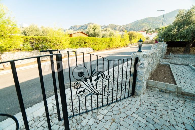 Вилла или дом от застройщика в Кирения, Северный Кипр вид на море с бассейном в рассрочку: купить недвижимость в Турции - 86060