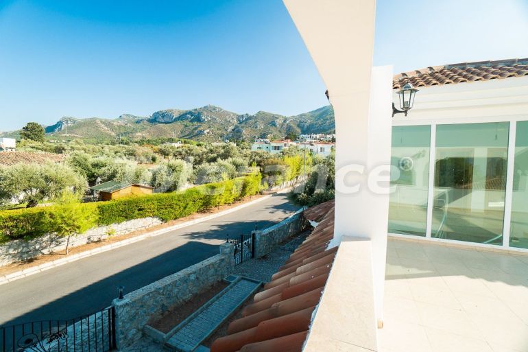 Вилла или дом от застройщика в Кирения, Северный Кипр вид на море с бассейном в рассрочку: купить недвижимость в Турции - 86084