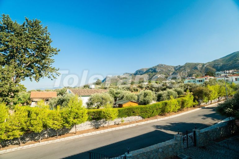 Вилла или дом от застройщика в Кирения, Северный Кипр вид на море с бассейном в рассрочку: купить недвижимость в Турции - 86085