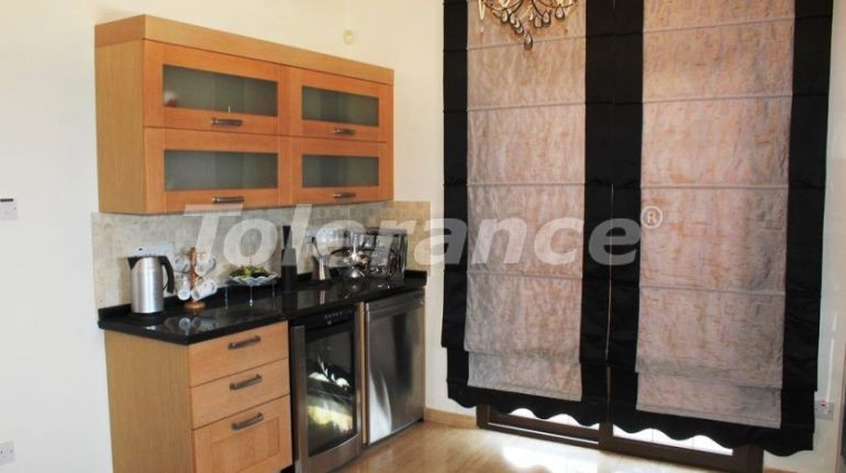 Вилла или дом в Кирения, Северный Кипр вид на море с бассейном - 86209 Вилла или дом в Кирения, Северный Кипр вид на море с бассейном: купить недвижимость в Турции - 86209