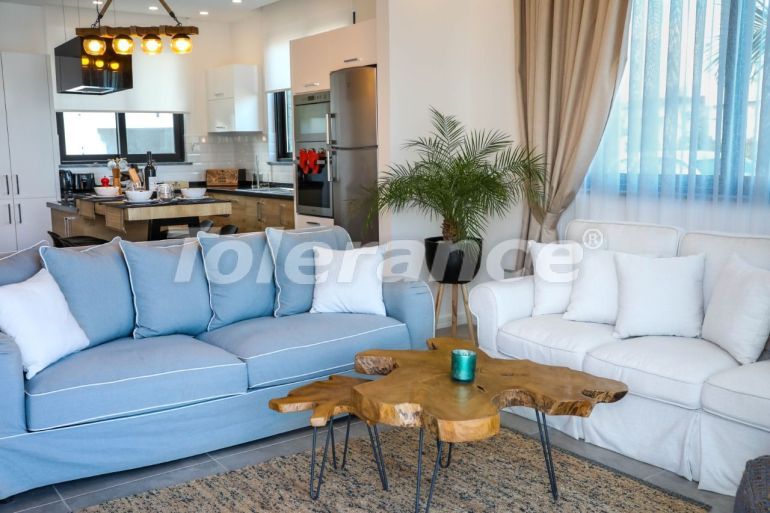 Вилла или дом от застройщика в Кирения, Северный Кипр вид на море с бассейном: купить недвижимость в Турции - 86690