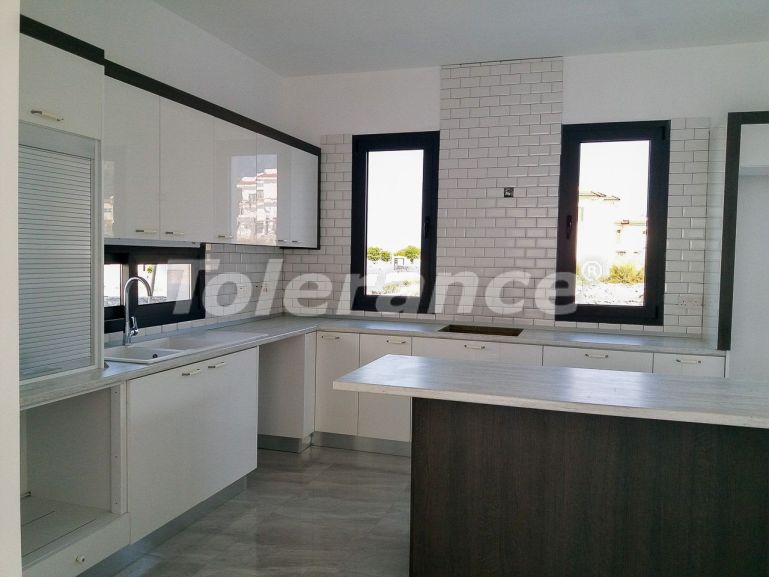 Вилла или дом от застройщика в Кирения, Северный Кипр с бассейном: купить недвижимость в Турции - 86846