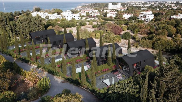 Вилла или дом от застройщика в Кирения, Северный Кипр вид на море с бассейном: купить недвижимость в Турции - 87366