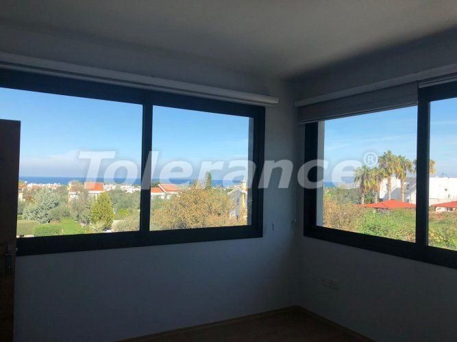 Вилла или дом в Кирения, Северный Кипр вид на море с бассейном: купить недвижимость в Турции - 87385