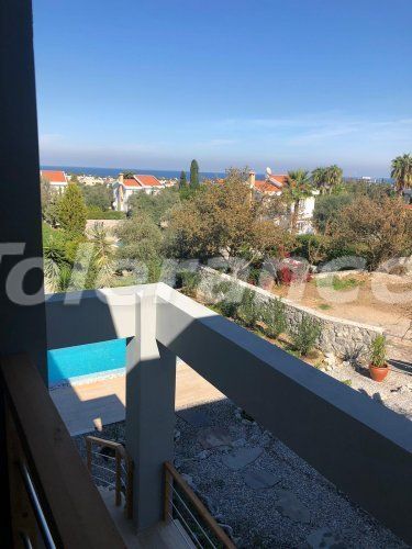 Вилла или дом в Кирения, Северный Кипр вид на море с бассейном: купить недвижимость в Турции - 87392