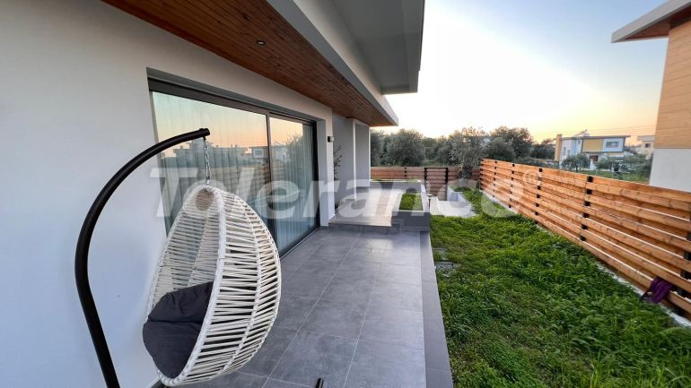 Вилла или дом в Кирения, Северный Кипр вид на море: купить недвижимость в Турции - 87701