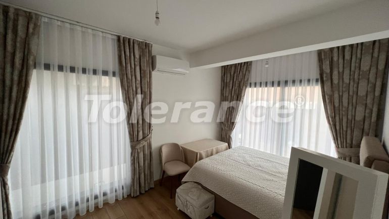 Вилла или дом в Кирения, Северный Кипр вид на море: купить недвижимость в Турции - 87713