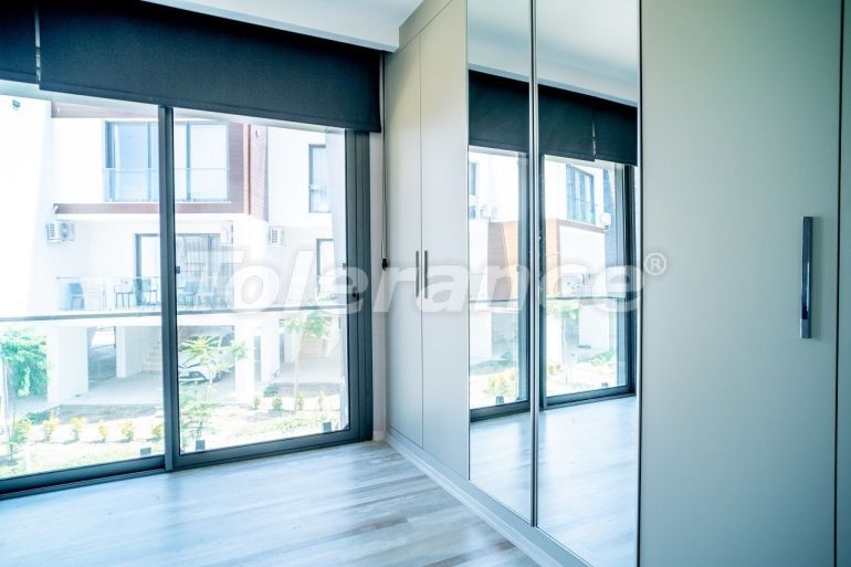 Вилла или дом в Кирения, Северный Кипр с бассейном: купить недвижимость в Турции - 90239