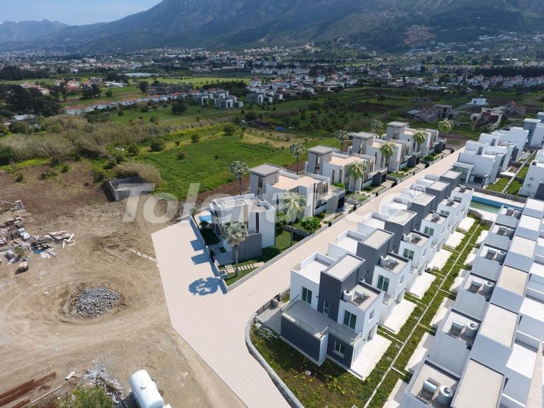 Вилла или дом от застройщика в Кирения, Северный Кипр вид на море с бассейном: купить недвижимость в Турции - 90771