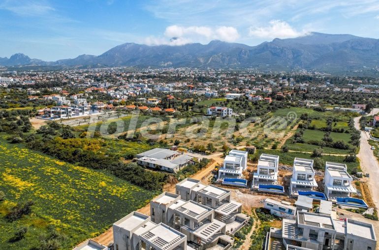 Вилла или дом от застройщика в Кирения, Северный Кипр вид на море с бассейном: купить недвижимость в Турции - 91031