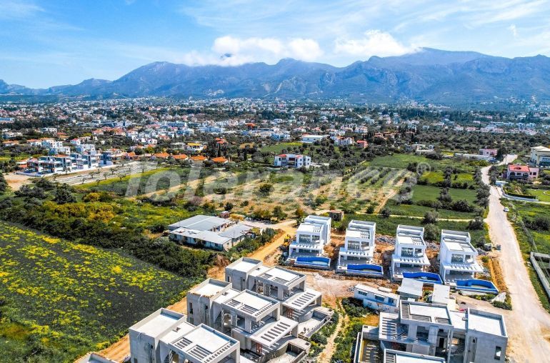 Вилла или дом от застройщика в Кирения, Северный Кипр вид на море с бассейном: купить недвижимость в Турции - 91032