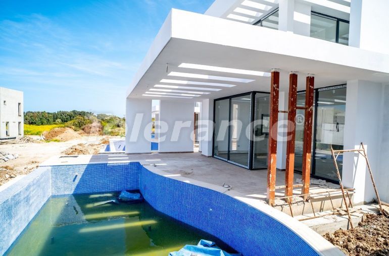 Вилла или дом от застройщика в Кирения, Северный Кипр вид на море с бассейном: купить недвижимость в Турции - 91038