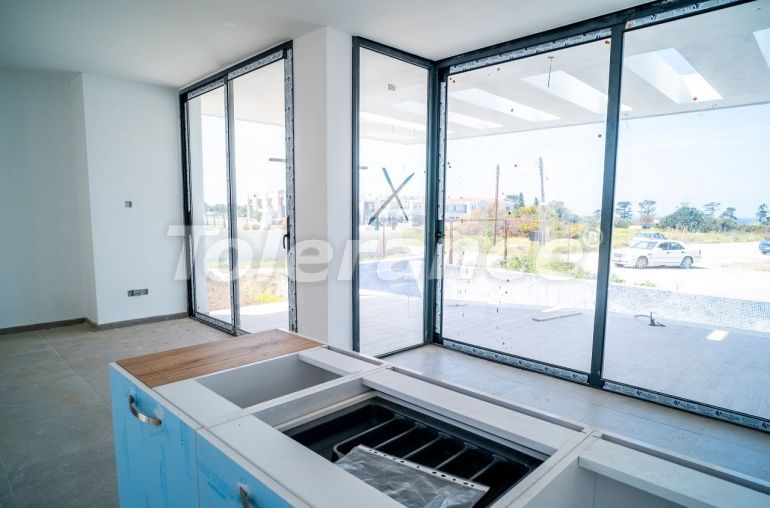 Вилла или дом от застройщика в Кирения, Северный Кипр вид на море с бассейном: купить недвижимость в Турции - 91047