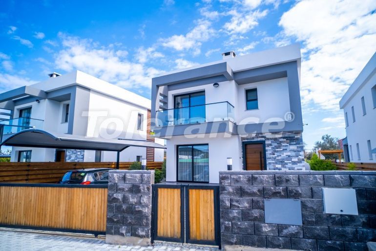 Вилла или дом в Кирения, Северный Кипр: купить недвижимость в Турции - 91454