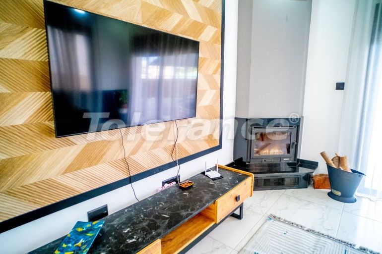 Вилла или дом в Кирения, Северный Кипр: купить недвижимость в Турции - 91467