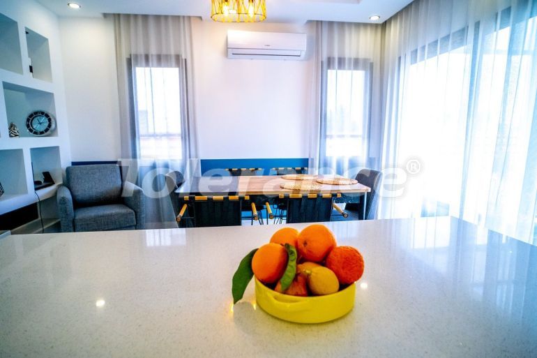 Вилла или дом в Кирения, Северный Кипр: купить недвижимость в Турции - 91488