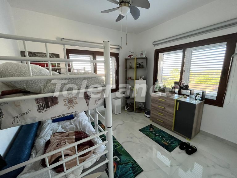 Вилла или дом в Кирения, Северный Кипр вид на море с бассейном: купить недвижимость в Турции - 91622