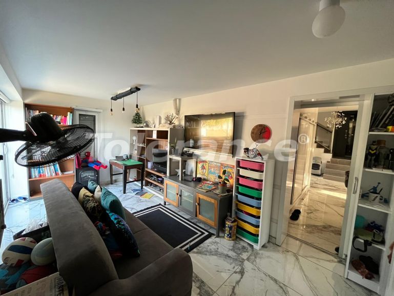 Вилла или дом в Кирения, Северный Кипр вид на море с бассейном: купить недвижимость в Турции - 91640