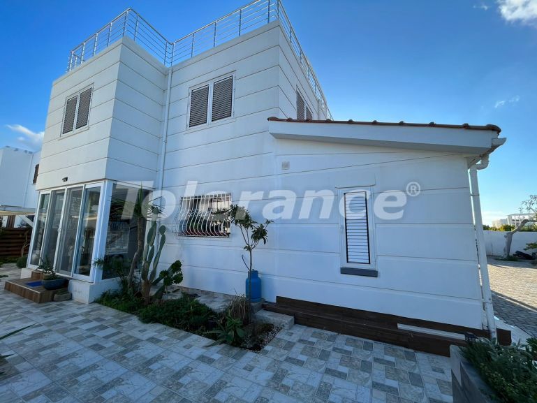 Вилла или дом в Кирения, Северный Кипр вид на море с бассейном: купить недвижимость в Турции - 91641