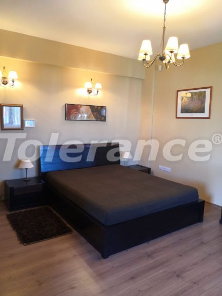 Вилла или дом в Кирения, Северный Кипр: купить недвижимость в Турции - 91700