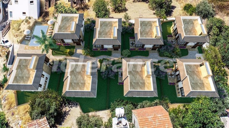 Вилла или дом от застройщика в Кирения, Северный Кипр вид на море с бассейном: купить недвижимость в Турции - 92695