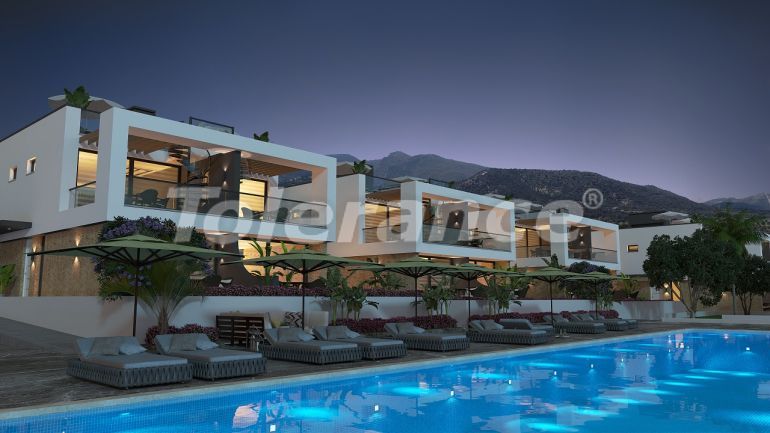 Вилла или дом в Кирения, Северный Кипр вид на море с бассейном в рассрочку - 93111 Вилла или дом в Кирения, Северный Кипр вид на море с бассейном в рассрочку: купить недвижимость в Турции - 93111