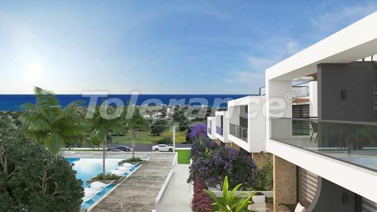 Вилла или дом в Кирения, Северный Кипр вид на море с бассейном в рассрочку - 93125 Вилла или дом в Кирения, Северный Кипр вид на море с бассейном в рассрочку: купить недвижимость в Турции - 93125