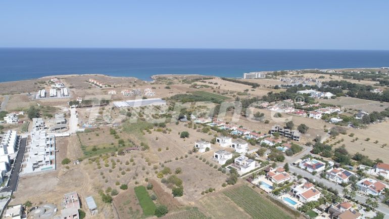 Вилла или дом от застройщика в Кирения, Северный Кипр с бассейном: купить недвижимость в Турции - 93352