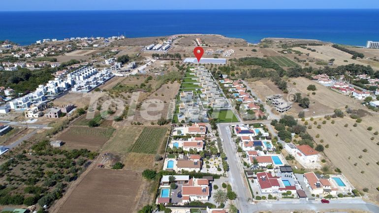 Вилла или дом от застройщика в Кирения, Северный Кипр с бассейном: купить недвижимость в Турции - 93373