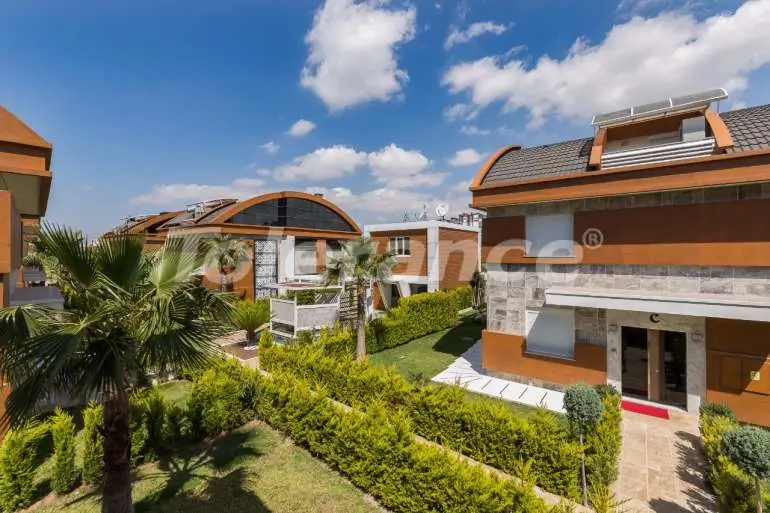 Вилла или дом от застройщика в Лара, Анталия с бассейном: купить недвижимость в Турции - 11208