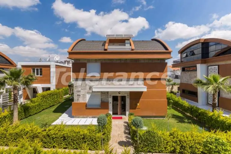 Вилла или дом от застройщика в Лара, Анталия с бассейном: купить недвижимость в Турции - 11210