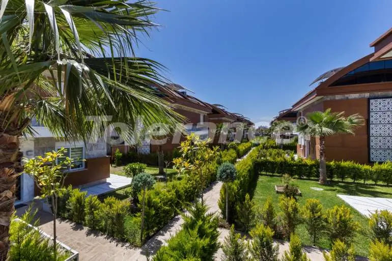 Вилла или дом от застройщика в Лара, Анталия с бассейном: купить недвижимость в Турции - 11217