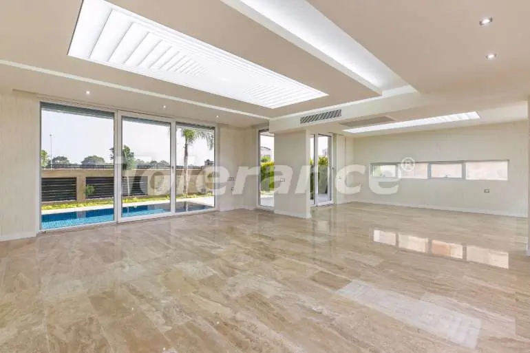 Вилла или дом от застройщика в Лара, Анталия с бассейном: купить недвижимость в Турции - 11256