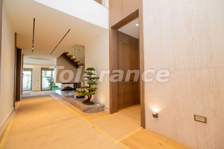 Вилла или дом от застройщика в Лара, Анталия с бассейном: купить недвижимость в Турции - 134901