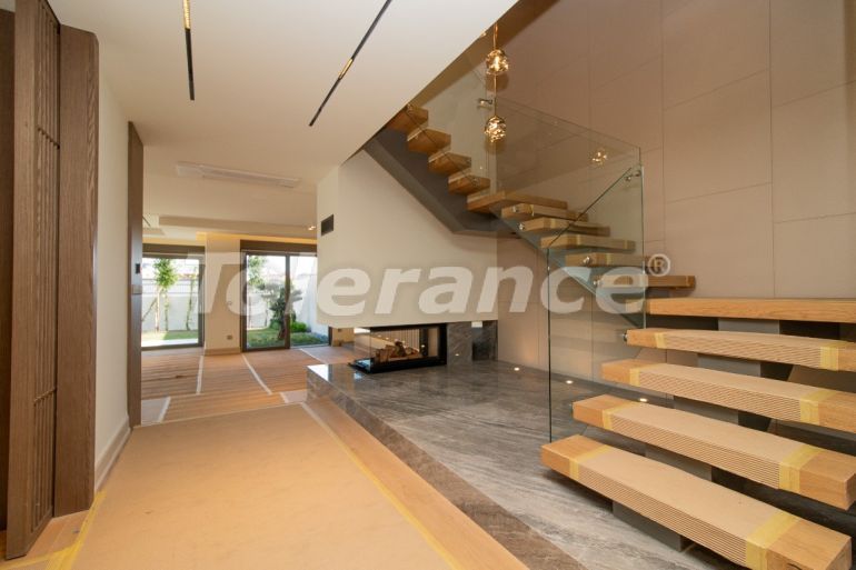 Вилла или дом от застройщика в Лара, Анталия с бассейном: купить недвижимость в Турции - 134906