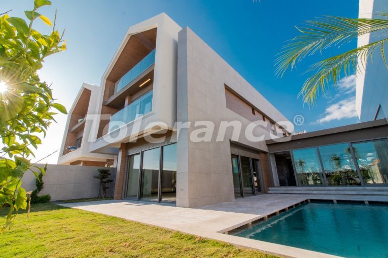 Вилла или дом от застройщика в Лара, Анталия с бассейном: купить недвижимость в Турции - 134946