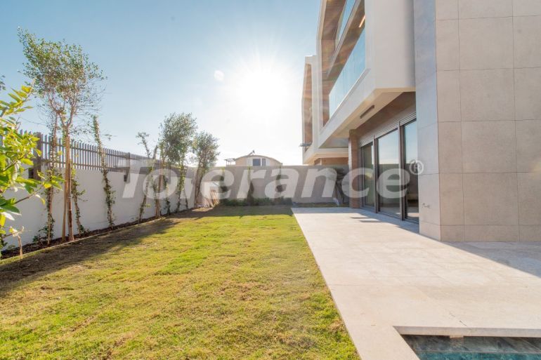 Вилла или дом от застройщика в Лара, Анталия с бассейном: купить недвижимость в Турции - 134947