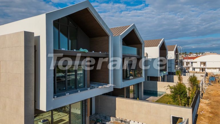 Вилла или дом от застройщика в Лара, Анталия с бассейном: купить недвижимость в Турции - 134949