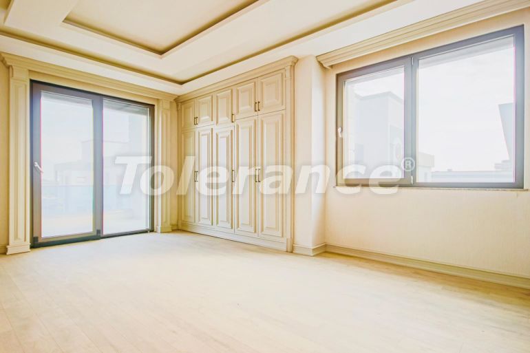 Вилла или дом от застройщика в Лара, Анталия вид на море с бассейном: купить недвижимость в Турции - 52068