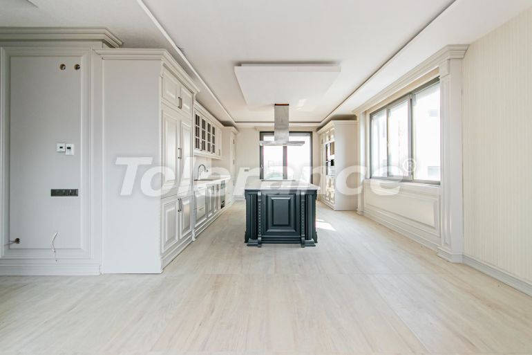 Вилла или дом от застройщика в Лара, Анталия вид на море с бассейном: купить недвижимость в Турции - 52074