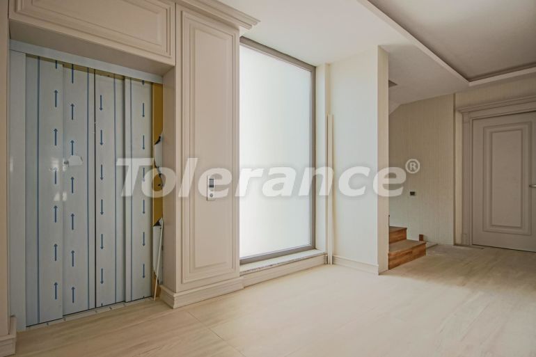 Вилла или дом от застройщика в Лара, Анталия вид на море с бассейном: купить недвижимость в Турции - 52083