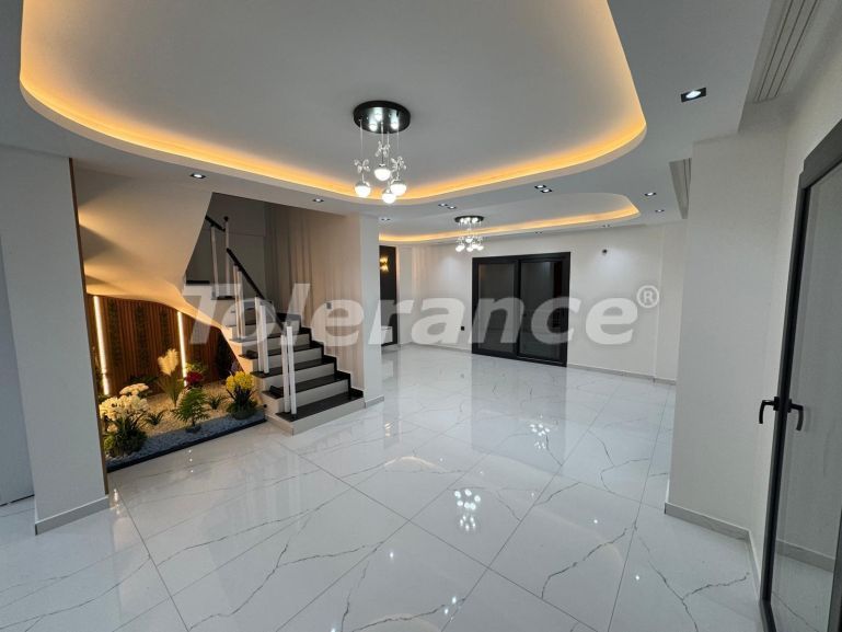 Вилла или дом от застройщика в Мерсине: купить недвижимость в Турции - 136222