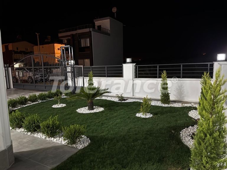 Вилла или дом от застройщика в Мерсине: купить недвижимость в Турции - 136245