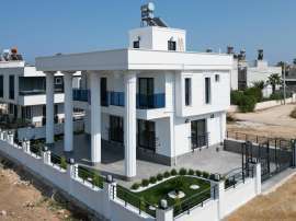 Вилла или дом от застройщика в Мерсине: купить недвижимость в Турции - 136248