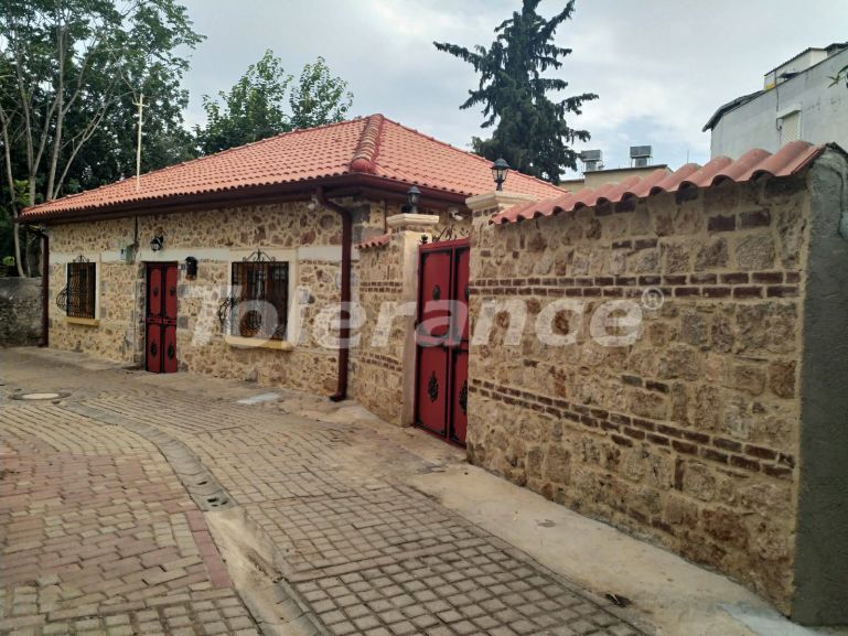 Вилла или дом в Муратпаша, Анталия: купить недвижимость в Турции - 81322