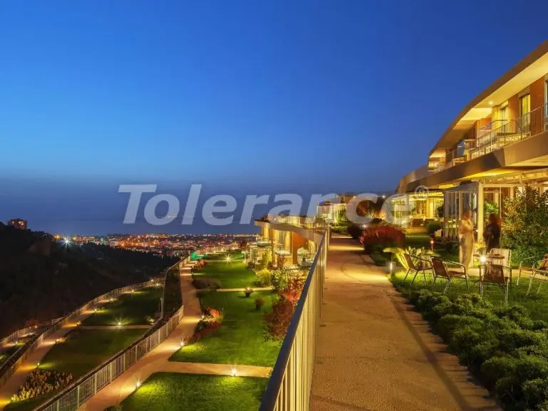 Вилла или дом от застройщика в Нарлыдере, Измир с бассейном: купить недвижимость в Турции - 19594
