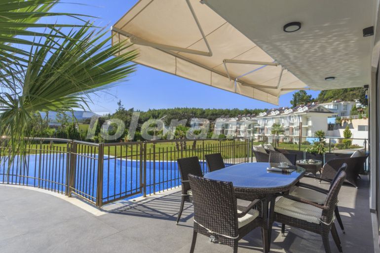 Вилла или дом в Олюдениз, Фетхие с бассейном: купить недвижимость в Турции - 70453